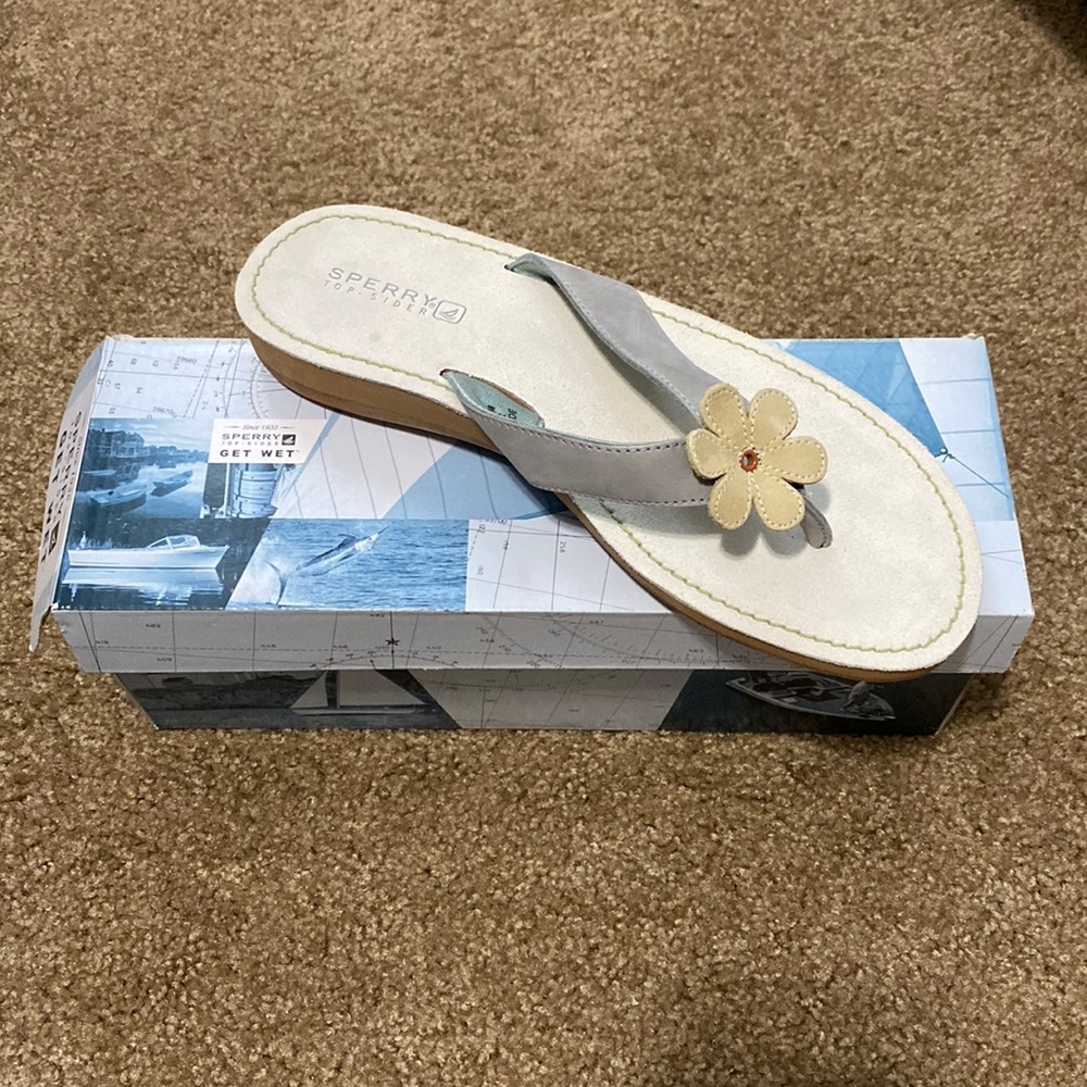 Women’s Sperry Flip Flops
